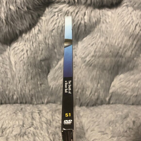 Natural Killers Predators Close-Up Wildlife DVDs SHARK BISON HORNETS set of 3 - Picture 3 of 11